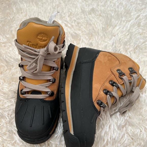 Little Kids Timberland Reinforced Carbon Toe boots - Picture 11 of 12